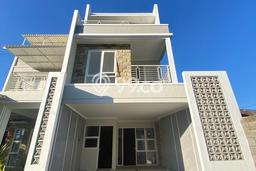 Rumah Modern Cantik 3 KT Bisa Langsung Pindah di Batu Rumah Modern Cantik 3 KT Bisa Langsung Pindah di Batu