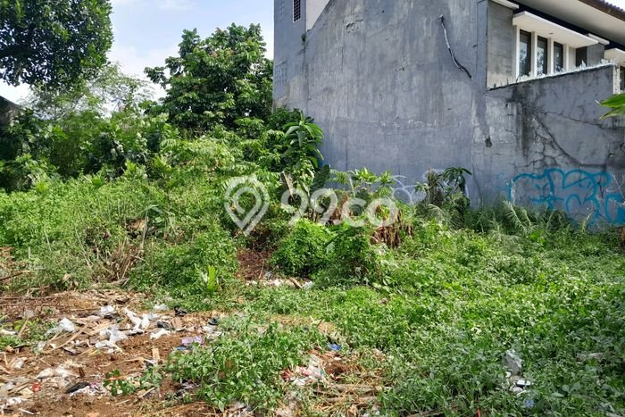 Tanah Kosong Dijual di Jakarta Selatan dengan Area 642m2 Tanah Kosong Dijual di Jakarta Selatan dengan Area 642m2