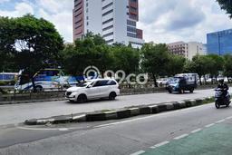 Tanah Dijual Lokasi Strategis di Jakarta Barat dengan Luas 311m2 Tanah Dijual Lokasi Strategis di Jakarta Barat dengan Luas 311m2