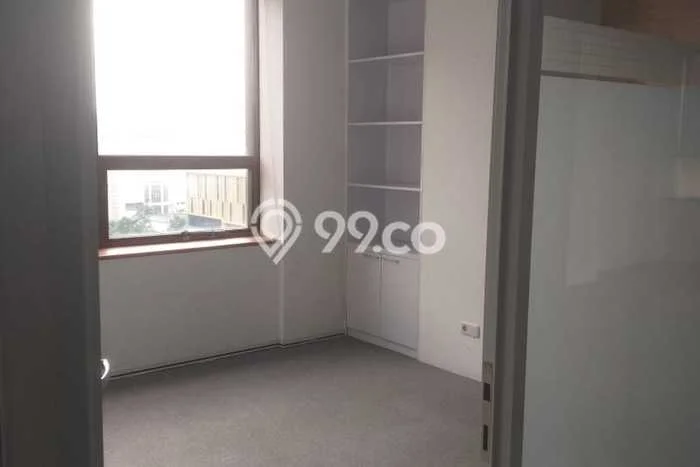 Unit Gudang Tersedia di Thamrin Spesifikasi LB 111m2 Unit Gudang Tersedia di Thamrin Spesifikasi LB 111m2