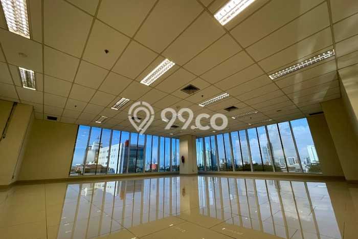 Unit Komersial Disewakan di Jakarta Barat Area Strategis Harga Kompetitif Unit Komersial Disewakan di Jakarta Barat Area Strategis Harga Kompetitif