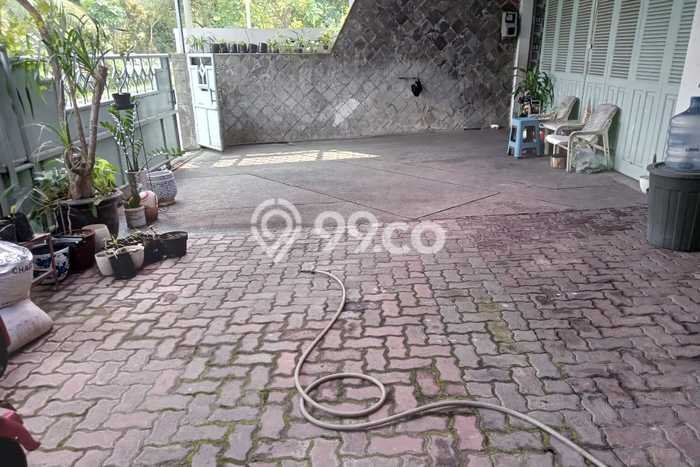 Rumah Elit Modern Tanpa Renovasi di Intercon Jakarta Barat Rumah Elit Modern Tanpa Renovasi di Intercon Jakarta Barat