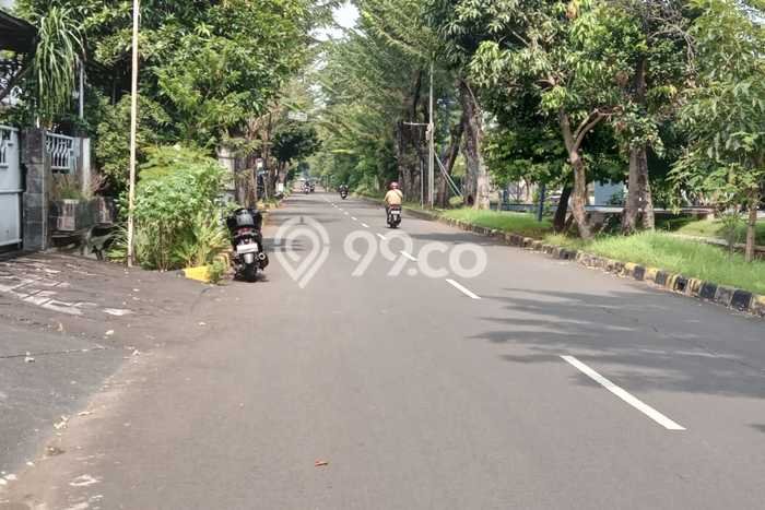 Rumah Elit Modern Tanpa Renovasi di Intercon Jakarta Barat Rumah Elit Modern Tanpa Renovasi di Intercon Jakarta Barat