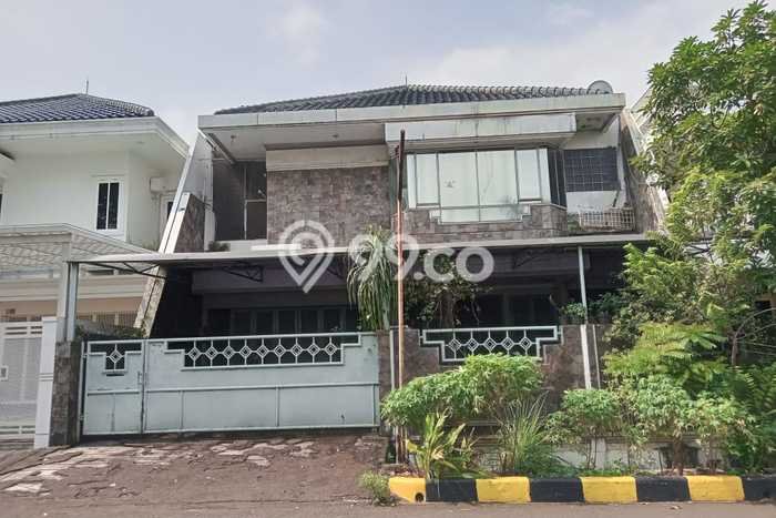 Rumah Elit Modern Tanpa Renovasi di Intercon Jakarta Barat Rumah Elit Modern Tanpa Renovasi di Intercon Jakarta Barat