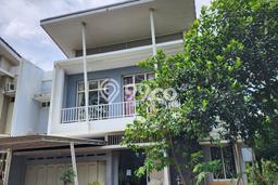 Rumah Mewah LB 226m2 Siap Pakai Desain Elegan di Gading Serpong The Spring, Tangerang Rumah Mewah LB 226m2 Siap Pakai Desain Elegan di Gading Serpong The Spring, Tangerang