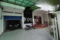 Disewakan Rumah Murah di Tomang Jakarta Barat Punya 4 KT Disewakan Rumah Murah di Tomang Jakarta Barat Punya 4 KT