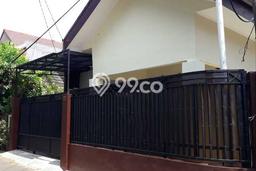 Rumah di Gandaria, 3 KT, Area Asri, Luas 142m² Bangunan 100m² Rumah di Gandaria, 3 KT, Area Asri, Luas 142m² Bangunan 100m²
