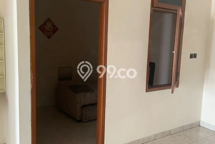 SPECIAL OFFER! Rumah di Tanjung Duren, 3 KM, Area Strategis, LT 104m² Bangunan 288m² SPECIAL OFFER! Rumah di Tanjung Duren, 3 KM, Area Strategis, LT 104m² Bangunan 288m²