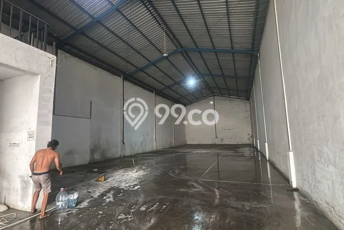 Gudang untuk disewa di Driyorejo punya LT 412m2 & LB 396m2 harga sewa kompetitif Gudang untuk disewa di Driyorejo punya LT 412m2 & LB 396m2 harga sewa kompetitif
