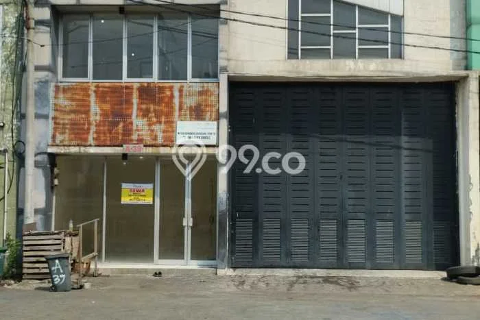 Gudang untuk disewa di Driyorejo punya LT 412m2 & LB 396m2 harga sewa kompetitif Gudang untuk disewa di Driyorejo punya LT 412m2 & LB 396m2 harga sewa kompetitif