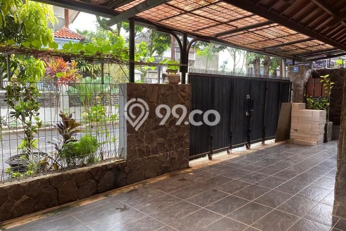 Hunian Elit LB 350m2 Siap Huni Desain Elegan di Cigadung, Bandung Hunian Elit LB 350m2 Siap Huni Desain Elegan di Cigadung, Bandung