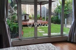 Rumah Mewah LB 200m2 Siap Pakai Desain Elegan di Cikutra, Bandung Rumah Mewah LB 200m2 Siap Pakai Desain Elegan di Cikutra, Bandung