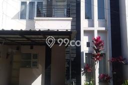 For Sale Rumah 4 Kamar Lokasi Strategis Nyaman dan Strategis di Coblong For Sale Rumah 4 Kamar Lokasi Strategis Nyaman dan Strategis di Coblong