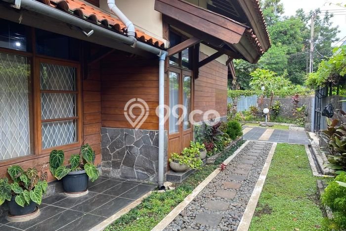 Hunian Elit LB 350m2 Siap Huni Desain Elegan di Cigadung, Bandung Hunian Elit LB 350m2 Siap Huni Desain Elegan di Cigadung, Bandung