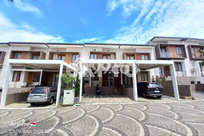Dijual Hunian Rumah Terawat 4 Kamar di Dago, Bandung Dijual Hunian Rumah Terawat 4 Kamar di Dago, Bandung