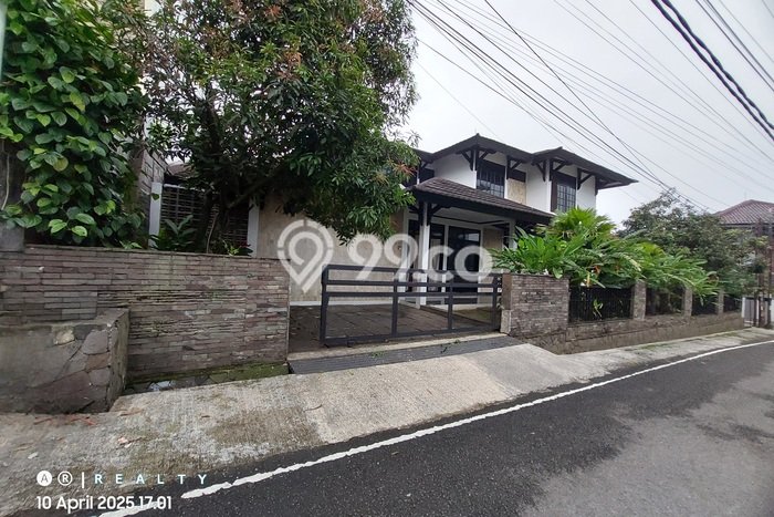 Rumah Elit Modern Siap Huni di Cigadung Bandung Rumah Elit Modern Siap Huni di Cigadung Bandung