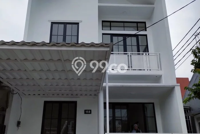Rumah Luas Asri 3 KT Siap Huni di Sentul City Bogor Rumah Luas Asri 3 KT Siap Huni di Sentul City Bogor