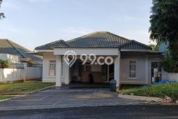 Jual Rumah Luas Elegan Dengan View Cantik di Sentul City, Bogor Jual Rumah Luas Elegan Dengan View Cantik di Sentul City, Bogor