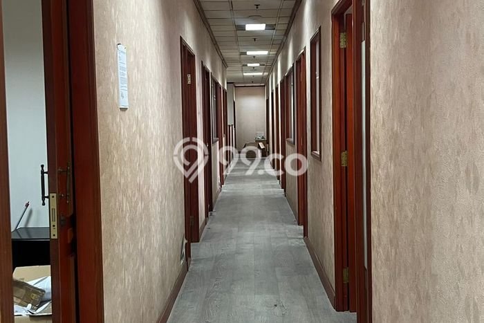 Unit Kantor Dijual di Jakarta Selatan LT 292m2 & LB 292m2 Unit Kantor Dijual di Jakarta Selatan LT 292m2 & LB 292m2