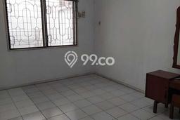 Lokasi strategis! Rumah siap huni disewakan di Kelapa Gading LB 120m2 Lokasi strategis! Rumah siap huni disewakan di Kelapa Gading LB 120m2