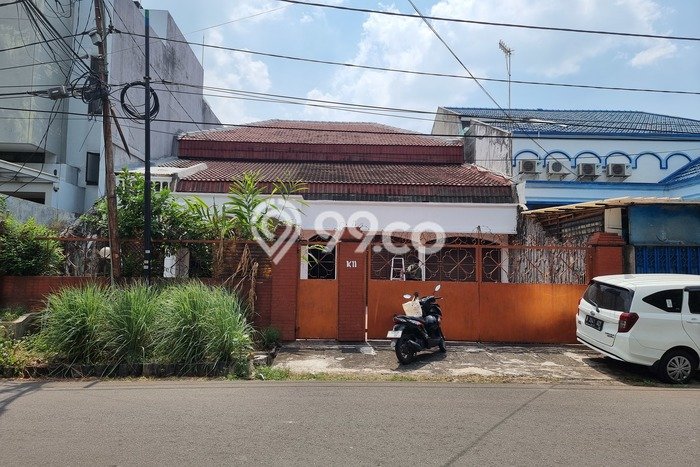 Rumah Eksklusif Dijual LT 325m2 di Kebon Jeruk, Jakarta Barat Rumah Eksklusif Dijual LT 325m2 di Kebon Jeruk, Jakarta Barat