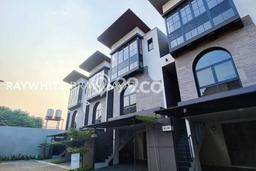 Dijual Hunian Mewah dengan Fasilitas Sekitar Komplit di Cilandak, Jakarta Selatan Dijual Hunian Mewah dengan Fasilitas Sekitar Komplit di Cilandak, Jakarta Selatan