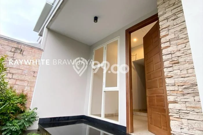 For Sale! Luxury House LT 181m2 Desain Modern di Gandaria For Sale! Luxury House LT 181m2 Desain Modern di Gandaria