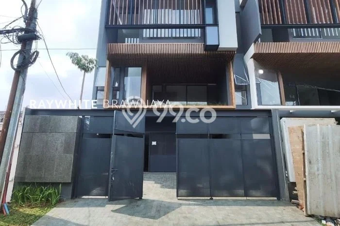 Rumah Elit Modern Siap Huni di Kemang Jakarta Selatan Rumah Elit Modern Siap Huni di Kemang Jakarta Selatan