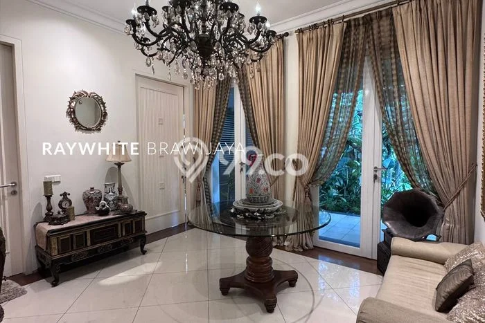 Rumah Luxury Modern Siap Huni di Cipete Jakarta Selatan Rumah Luxury Modern Siap Huni di Cipete Jakarta Selatan