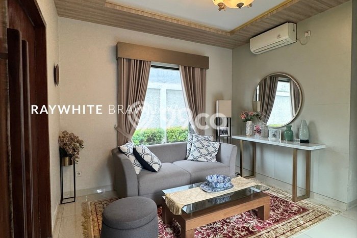 Dijual Rumah Luas Megah Dengan View Cantik di Pondok Labu, Jakarta Selatan Dijual Rumah Luas Megah Dengan View Cantik di Pondok Labu, Jakarta Selatan
