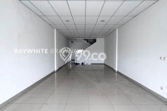Ruko Dijual di Jakarta Selatan LT 112m2 & LB 261m2 Lokasi Terbaik! Ruko Dijual di Jakarta Selatan LT 112m2 & LB 261m2 Lokasi Terbaik!