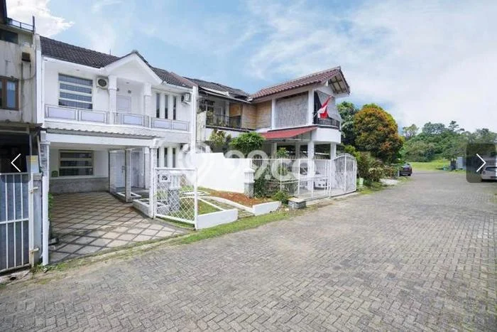 Lokasi terbaik! Rumah siap pakai dikontrakkan di Bogor Timur LB 200m2 Lokasi terbaik! Rumah siap pakai dikontrakkan di Bogor Timur LB 200m2