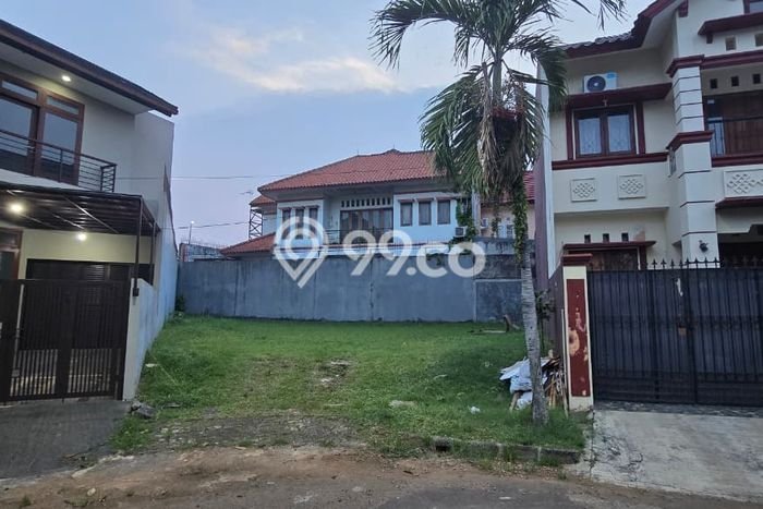 Tanah Strategis Kawasan , Luas 217m2m², Cocok untuk Perumahan Tanah Strategis Kawasan , Luas 217m2m², Cocok untuk Perumahan