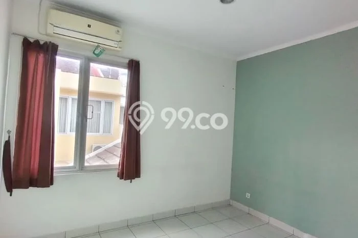 Disewakan! Rumah 3 Kamar Tidur &
2 Kamar Mandi di BSD City, Tangerang Disewakan! Rumah 3 Kamar Tidur &
2 Kamar Mandi di BSD City, Tangerang