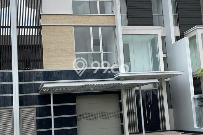 Jual Rumah Mewah Megah Dengan View Eksklusif di Golf Island, Jakarta Utara Jual Rumah Mewah Megah Dengan View Eksklusif di Golf Island, Jakarta Utara