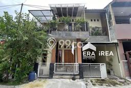 Rumah Modern Cantik 5 Kamar Bisa Langsung Pindah di Colomadu Rumah Modern Cantik 5 Kamar Bisa Langsung Pindah di Colomadu