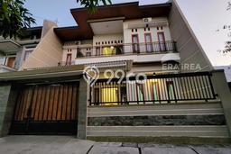 Rumah Mewah Dijual LT 154m2 di Banjarsari, Solo Rumah Mewah Dijual LT 154m2 di Banjarsari, Solo