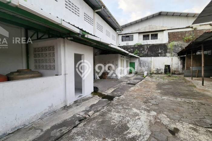 Unit Gudang Dijual di Mojolaban Sukoharjo Luas Tanah 1214m2, Luas Bangunan 596m2 Unit Gudang Dijual di Mojolaban Sukoharjo Luas Tanah 1214m2, Luas Bangunan 596m2