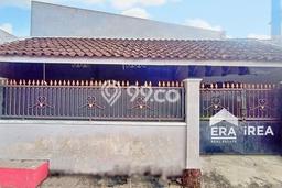 For Sale Rumah 5 Kamar Lokasi Ideal Nyaman dan Strategis di Cemani For Sale Rumah 5 Kamar Lokasi Ideal Nyaman dan Strategis di Cemani