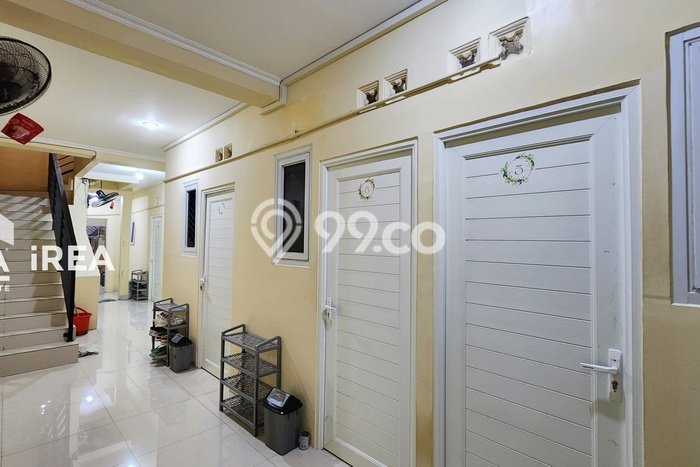 Dijual Kost Strategis di Gondangrejo, Karanganyar 10 KT, 5 KM, Luas Bangunan 150m2 Dijual Kost Strategis di Gondangrejo, Karanganyar 10 KT, 5 KM, Luas Bangunan 150m2