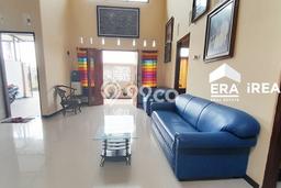 For Sale Rumah 2 Kamar Lokasi Ideal Bagus dan Strategis di Colomadu For Sale Rumah 2 Kamar Lokasi Ideal Bagus dan Strategis di Colomadu