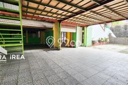 Komersial disewakan lokasi strategis Laweyan Solo 450m2 Komersial disewakan lokasi strategis Laweyan Solo 450m2