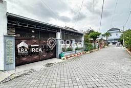 Dijual Cepat Rumah Favorit Siap Huni LB 125m2 di Colomadu, Solo Dijual Cepat Rumah Favorit Siap Huni LB 125m2 di Colomadu, Solo