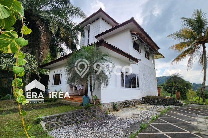Investasi Menjanjikan! Vila Kawasan Karangpandan, Luas 14376m2m², Akses ke Pusat Kota Investasi Menjanjikan! Vila Kawasan Karangpandan, Luas 14376m2m², Akses ke Pusat Kota