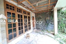 Rumah Strategis Modern Lb 194m2 di Laweyan, Solo Rumah Strategis Modern Lb 194m2 di Laweyan, Solo