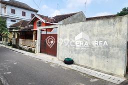 Hunian Cantik Minimalis Lb 98m2 di Banjarsari, Solo Hunian Cantik Minimalis Lb 98m2 di Banjarsari, Solo