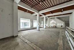 Unit Komersial Disewa Lokasi Banjarsari, Solo Spesifikasi Luas Bangunan 200m2 Unit Komersial Disewa Lokasi Banjarsari, Solo Spesifikasi Luas Bangunan 200m2
