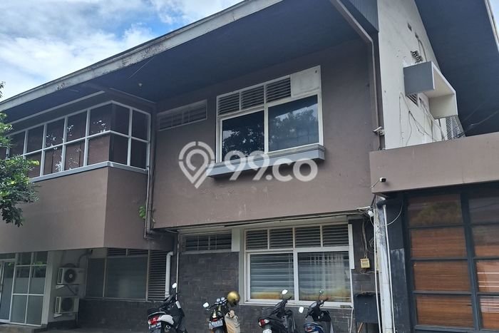 Dijual! Komersial di Prapanca Jakarta Selatan LT 1017m2 / LB 452m2 Kawasan Bisnis Dijual! Komersial di Prapanca Jakarta Selatan LT 1017m2 / LB 452m2 Kawasan Bisnis