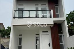 Dijual Rumah Strategis Bagus Punya 2 KT di Sawangan Depok SHM Dijual Rumah Strategis Bagus Punya 2 KT di Sawangan Depok SHM