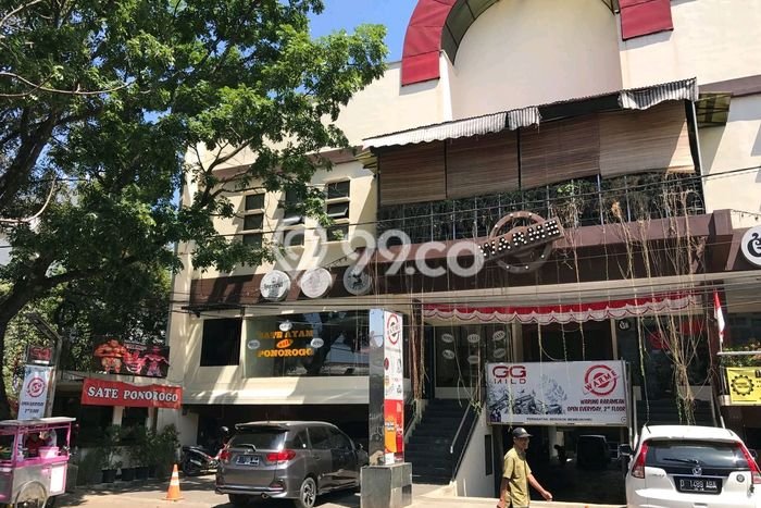 Unit Ruko Dijual di Cihampelas Bandung Luas Tanah 906m2, Luas Bangunan 1800m2 Unit Ruko Dijual di Cihampelas Bandung Luas Tanah 906m2, Luas Bangunan 1800m2